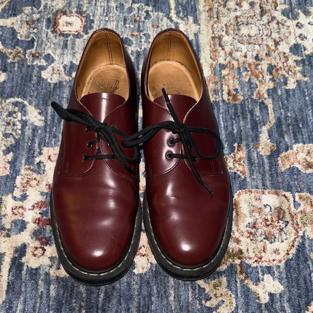 Men’s Oxblood Red Solovair Shoes, Made in England, Sz 9.5US, 8.5UK Dr. Martens